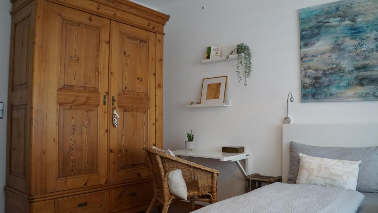 Ferienwohnung Sabine Jacoby Winningen Exterior photo